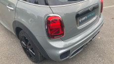 MINI Hatchback 2.0 Cooper S Sport II 5dr Petrol Hatchback